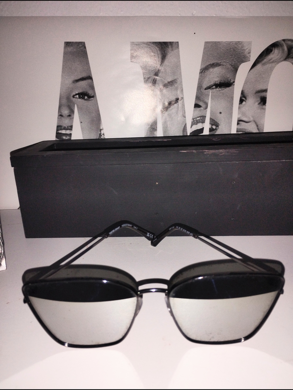 Foster Grant Squared w/ Mirrored Lenses Sunglasses